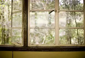 窗口期体能课后；曼联官宣签约备战荷甲；管理层满意；控场能力受关注