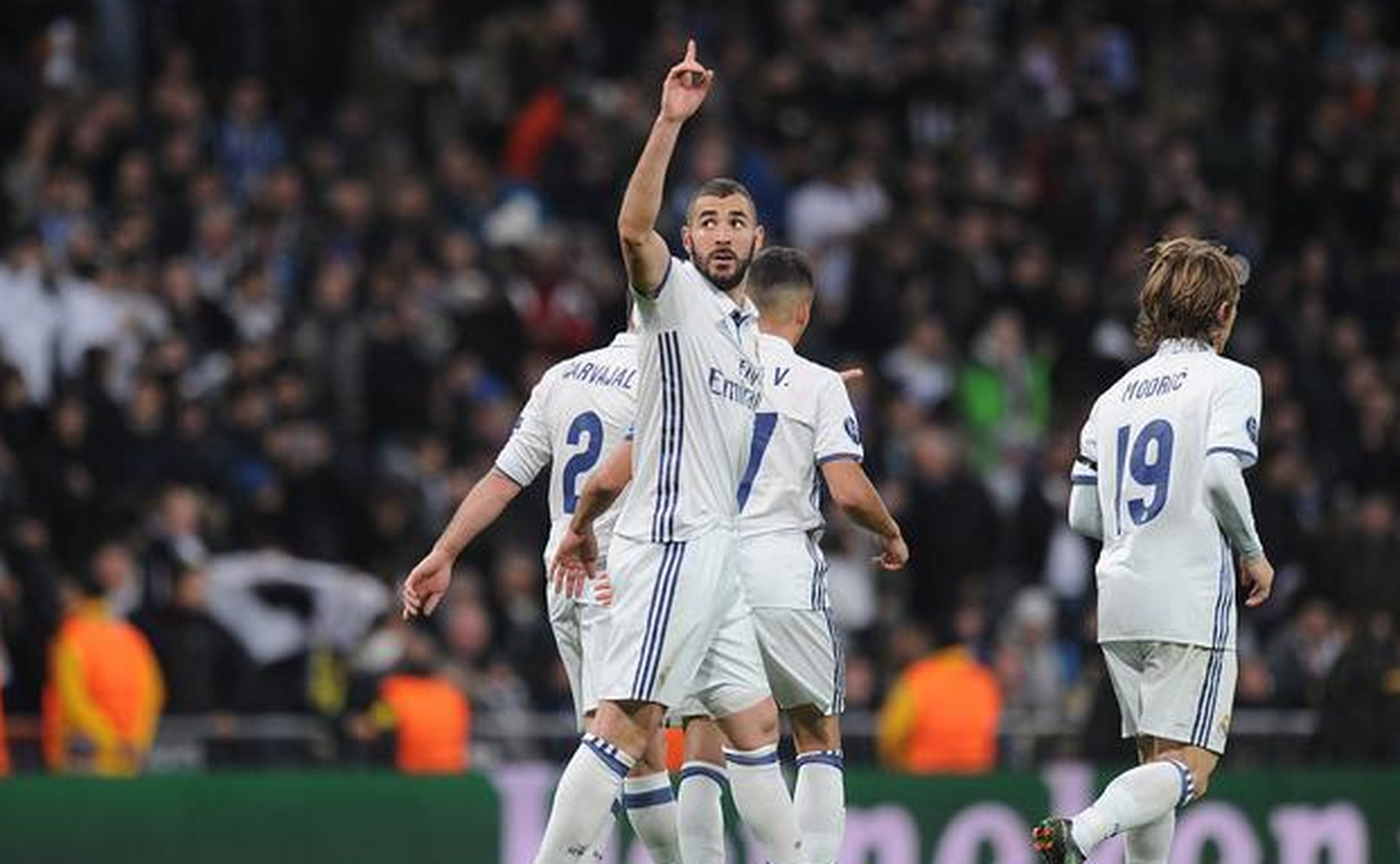 体育k1官网-集结日尤文图斯完成体检——欧超杯节点到来，底气十足，轮换策略成焦点