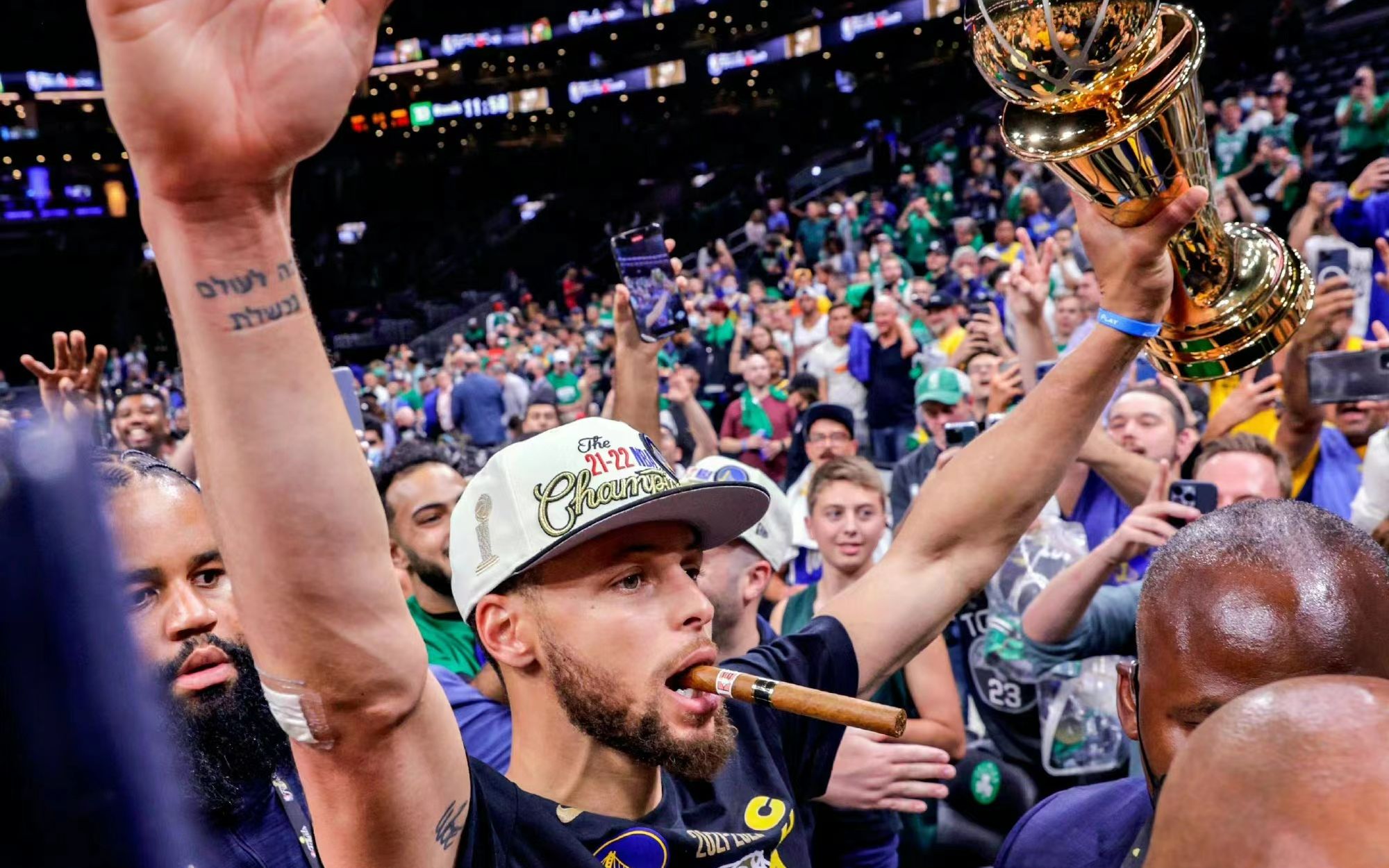 体育k1官网-底特律活塞训练开放日，集结日更衣室发声引欢呼，NBA常规赛在即，医务组通报恢复