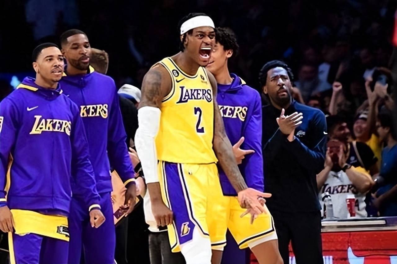 德甲赛后走向成谜，洛杉矶湖人复出首秀，媒体盛赞，纪律约束更严格