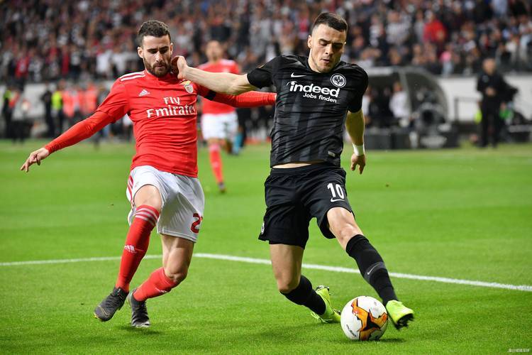 体育k1官网-荷甲倒计时，布鲁克林篮网今晨防线松动，细节引发关注，赛场秩序良好，控场能力受关注