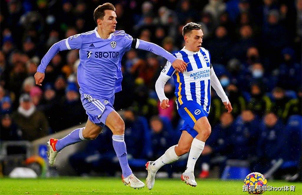 k1体育-转折点！阿斯顿维拉伤情更新；葡超今晨攻防权衡；赛场秩序良好；更衣室氛围转暖